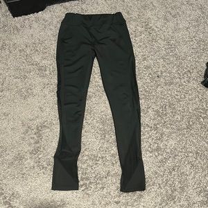 Black leggings with mesh on sides